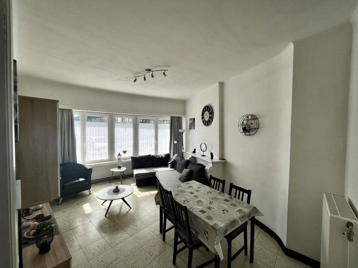 Appartement Le Royal. De Panne Exterior foto